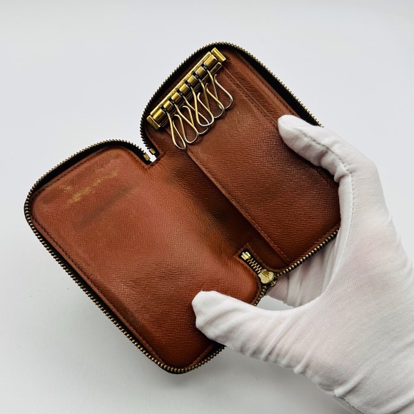 Louis Vuitton Compact Monogram Zip Around Wallet - Picture 7 of 11